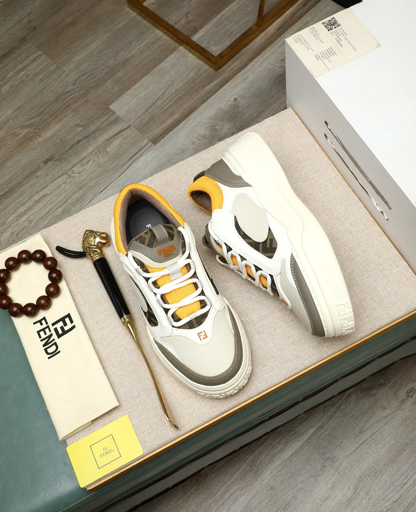 Men's shoes 💰760 [FENDI] Fendi - High-end quality original casual sports shoes - Upper: Nappa calfskin, pebbled calfskin, tongue and heel; injection molded brand logo plastic module - Lining: brand canvas - Outsole: ultra-light TPR foam·rubber; molded outsole -Super high quality control·Fine workmanship: highlighted (high-end·luxury·grade) -Size :39-44 (38, 45, can be customized)
